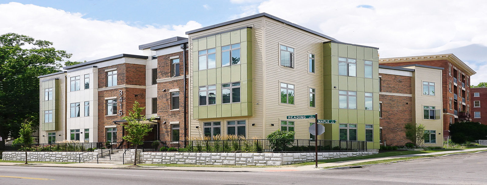 Apartments in Cincinnati, OH The Pointes at Avondale